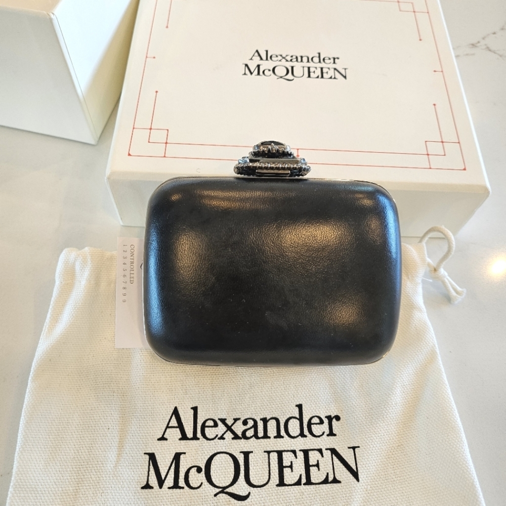 ALEXANDER MCQUEENMINI LEATHER CLUTCH